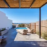Villa Evi & Suites